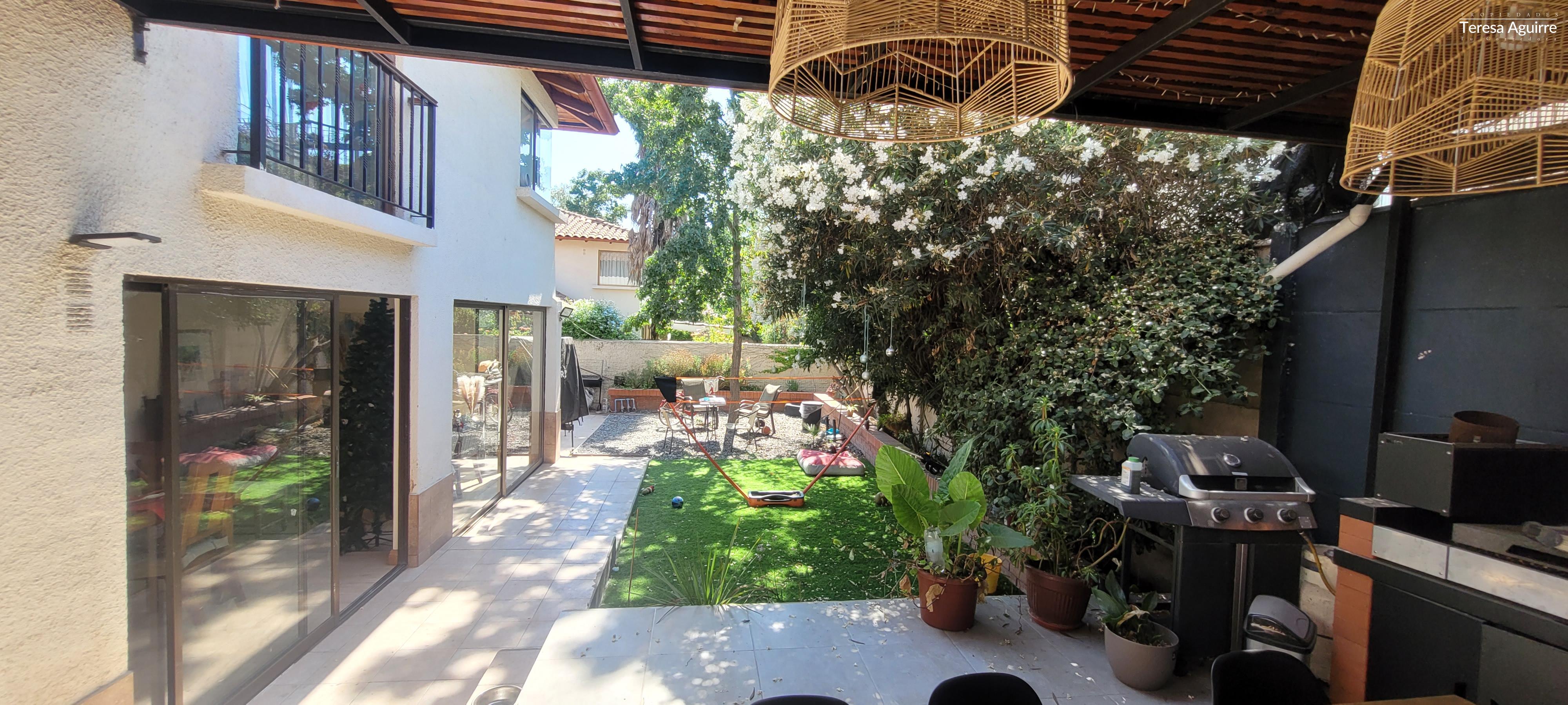 Condominio, 4 Dormitorios, 4 Baños, Estar, 3 Estacionamiento